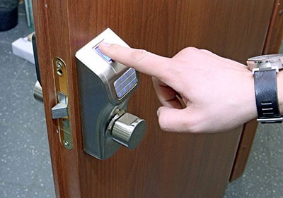 Замена электронного замка.